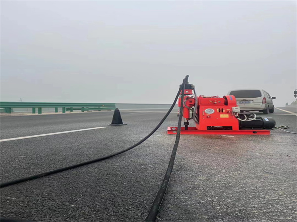 即墨马路路基路面开裂下沉注浆加固灌浆